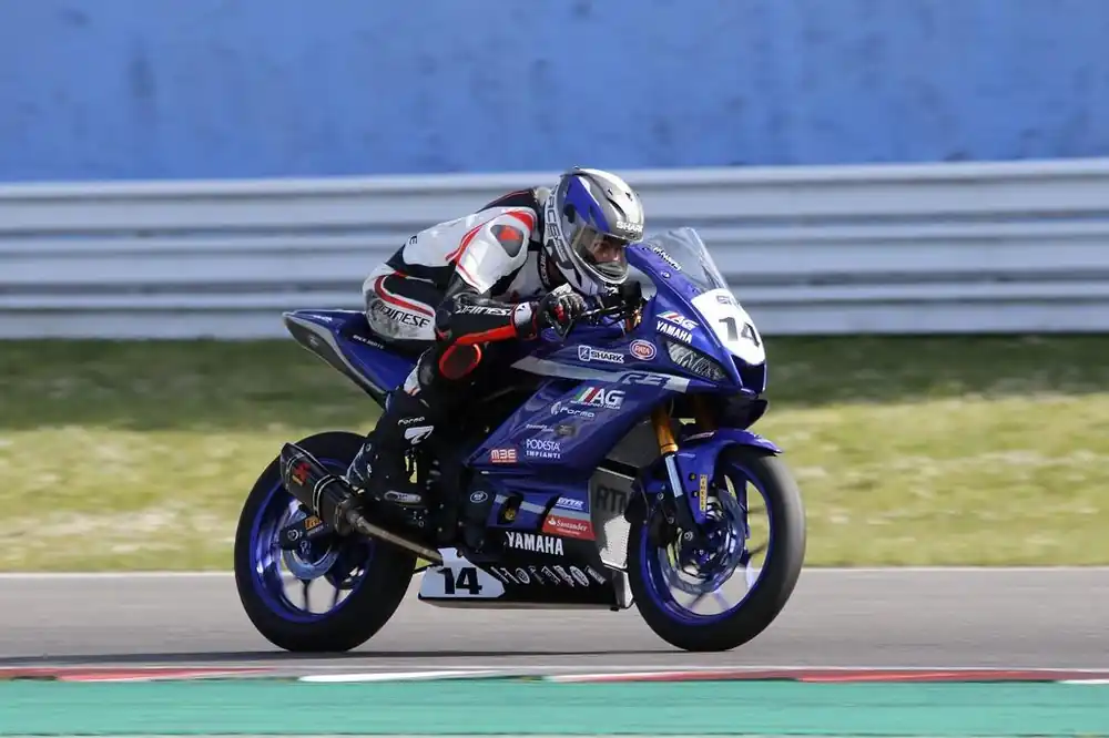Cupolino fabbri yamaha moto yzf r3 2019 wssp300 world supersport 300 Consegna Rapida