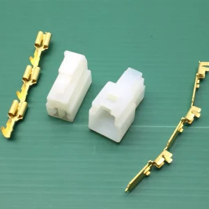 Promozione Coppia connettori spinotti 3 cavi