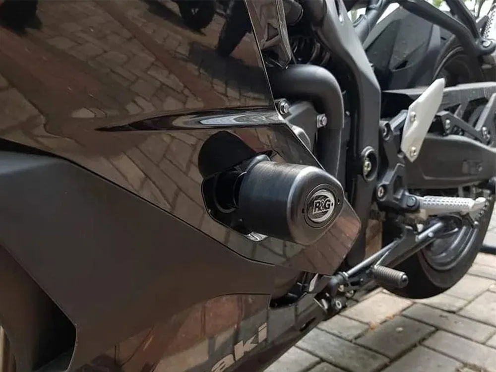 Promo Stagionale TAMPONI PARATELAIO AERO R&G KAWASAKI ZX-25R 2020-2024-