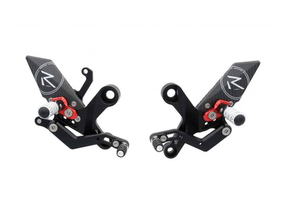 Affare PEDANE REGOLABILI R VERSION LIGHTECH TRIUMPH SPEED TRIPLE 1200 RS 2022-