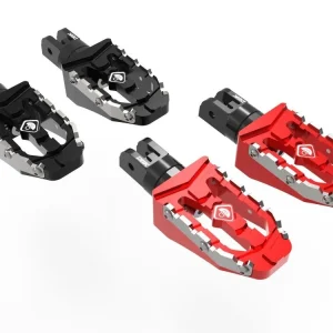 PPDV10 PEDALI PILOTA ENDURO REGOLABILI DBK DUCATI SCRAMBLER 800 2015-2023- Direttamente Dal Produttore
