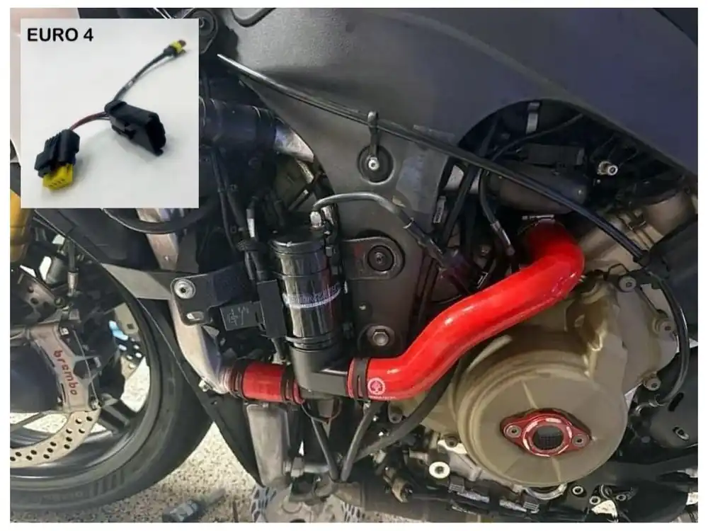 Consegna Rapida KIT POMPA ACQUA MAGGIORATA MONZATECH DUCATI PANIGALE V4 / S / R 2018-2020 EURO 4-