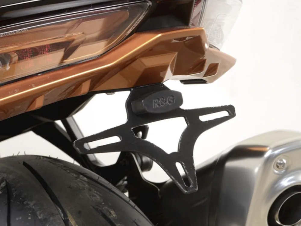 PORTATARGA R&G SUZUKI HAYABUSA 2021-2025- Soddisfatti O Rimborsati