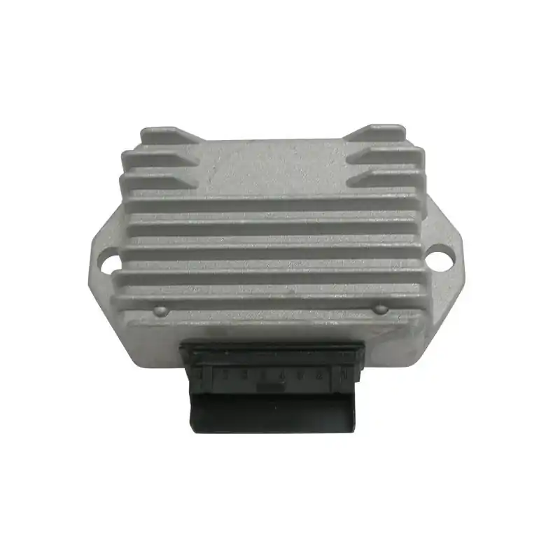 REGOLATORE 12V-8PIN-PIAGGIO 50 98/ Codici sostitutivi 168390 Super Prezzo