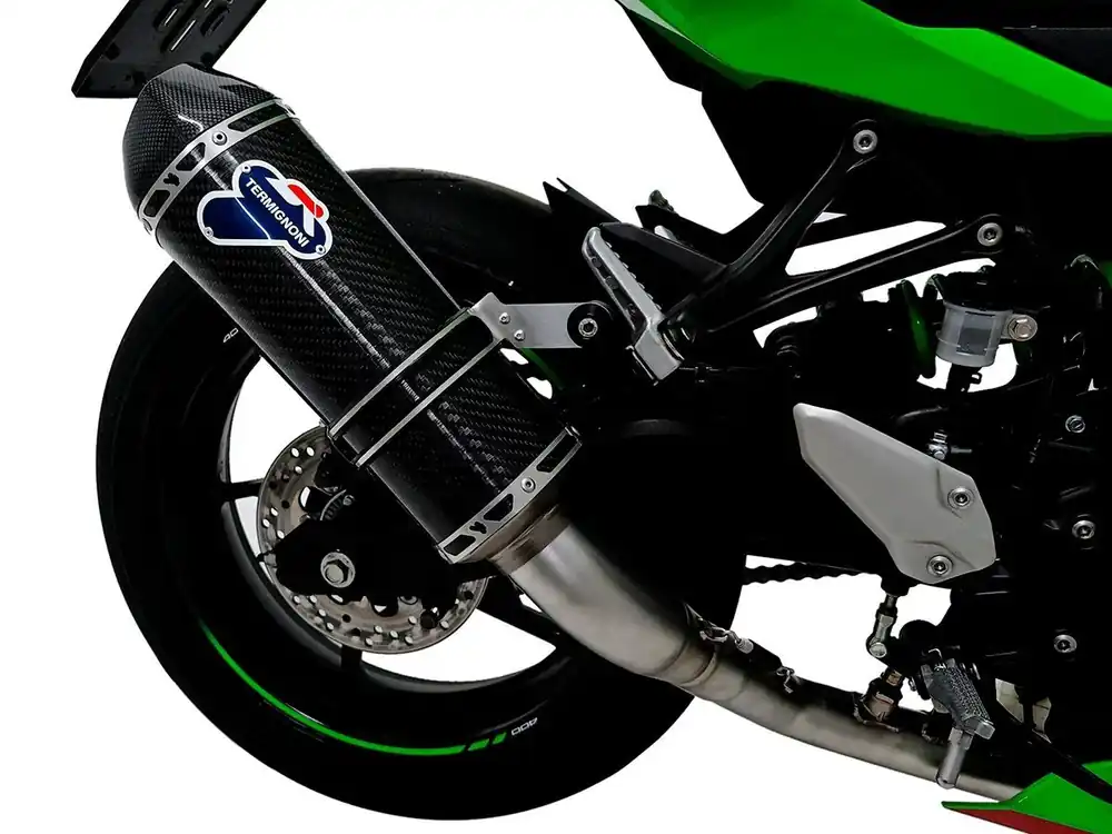K092SR0140ICC TERMINALE CARBONIO NERO TERMIGNONI KAWASAKI ZX-4RR 2024-2025- Prezzo Di Fabbrica