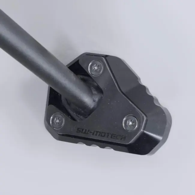 Nuova Collezione Estensione SW-Motech per cavalletto laterale per Kawasaki Versys 1100 dal 2025-