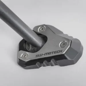 Compra Online Estensione SW-Motech per cavalletto laterale su Triumph Tiger 900/GT dal 2019-