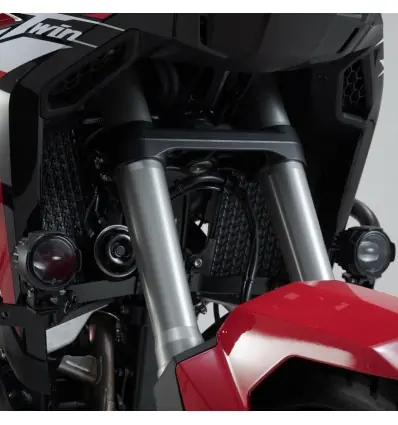Ultime Pezzi Supporti SW-Motech per faretti su Honda CRF 1100L Africa Twin dal 2020 con paramotore-