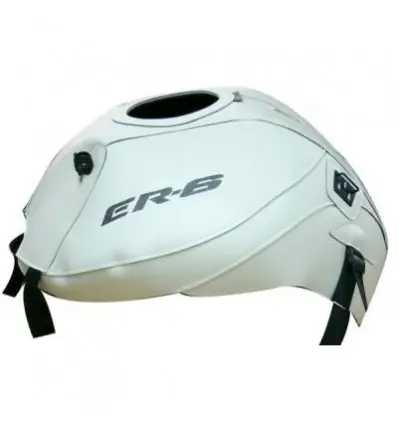 Compra Adesso Copriserbatoio Bagster per Kawasaki ER6N e ER6F 09-11 in similpelle bianco-