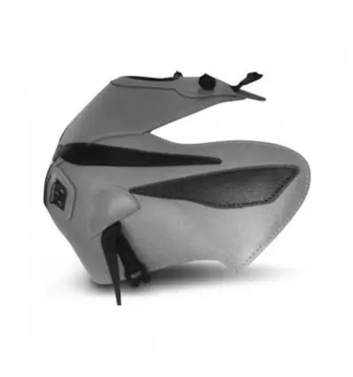Ordina Subito Copriserbatoio Bagster per Honda CBF 125 09-14 in similpelle bianco con triangolo nero-