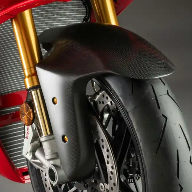 Subito Disponibile Parafango anteriore Lightech in carbonio opaco per Ducati Panigale V4 dal 2025-