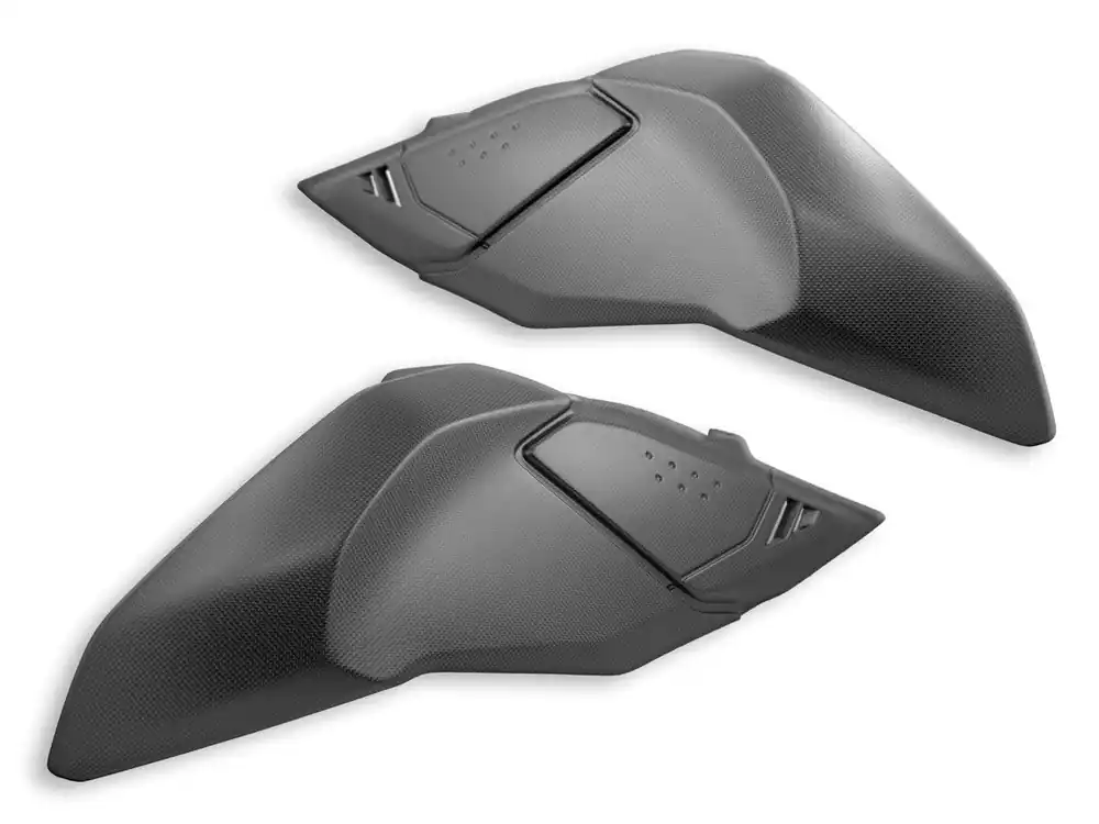 Spedito Oggi PANNELLI LATERALI SERBATOIO CARBONIO DBK DUCATI HYPERMOTARD 698 MONO 2024-