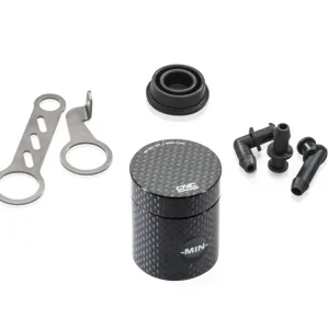Reso Gratuito SERBATOIO FRENO POST/FRIZ 12ML CARBONIO CNC RACING DUCATI HYPERMOTARD 939 2016-18-