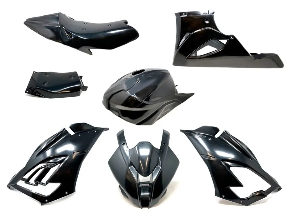 Compra Oggi Stesso CARENA RACING COMPLETA SBK BLACK FIBER EXTREME COMPONENTS BMW M 1000 RR 2020-2022-