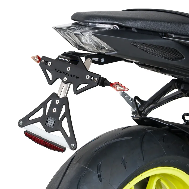 Prezzo Ridotto BARRACUDA PORTATARGA YAMAHA MT-09 2017-2020 INDICATORI UNIVERSALI