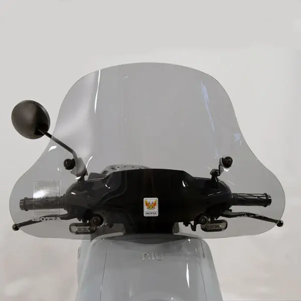 Esclusivo ISOTTA PARABREZZA PICCOLO fumè chiaro NIU MQI GT