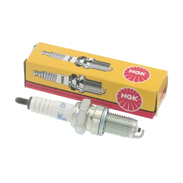 Candela NGK CPR8EA-9 Stock 2306 per KAWASAKI VN CLASSIC B6F-BAF 900 2006 - 2010 Compra Oggi Stesso