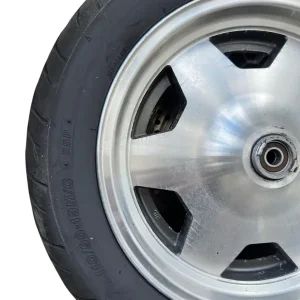 RUOTA  ANTERIORE COMPLETA  DI COPERTONE 110/90 -13 Occasione